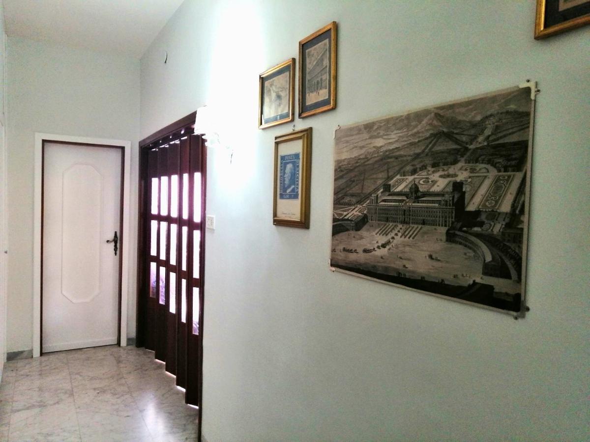 Residenza Carlo Di Borbone Apartman Caserta Kültér fotó